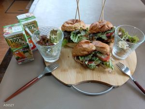 三枝子さんは最近、コロッケバーガーに嵌まっている・・。